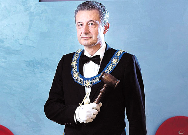 Првог масона Србије сада желе да отерају